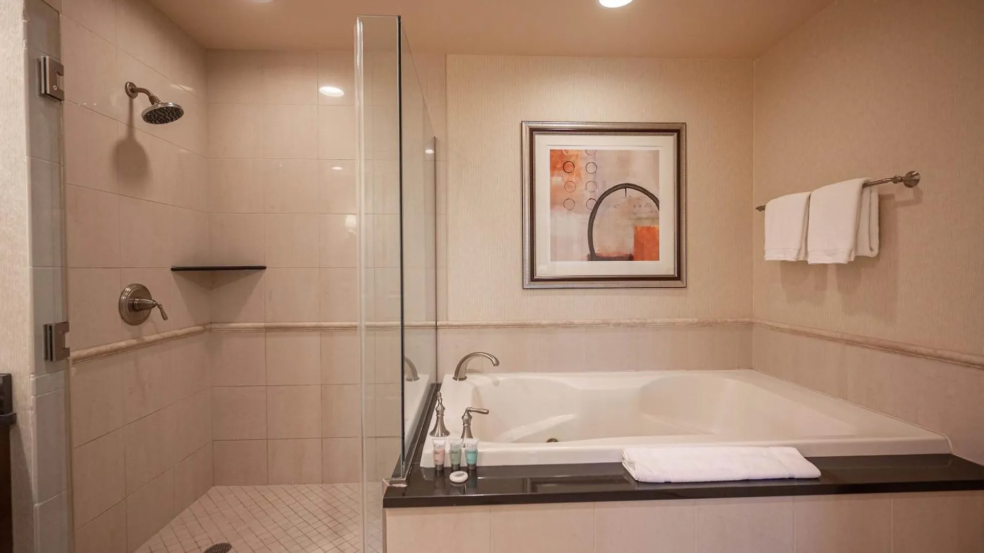 Holiday home No Resort Fee Stripview Balcony+ Free Valet+ Pool Las Vegas